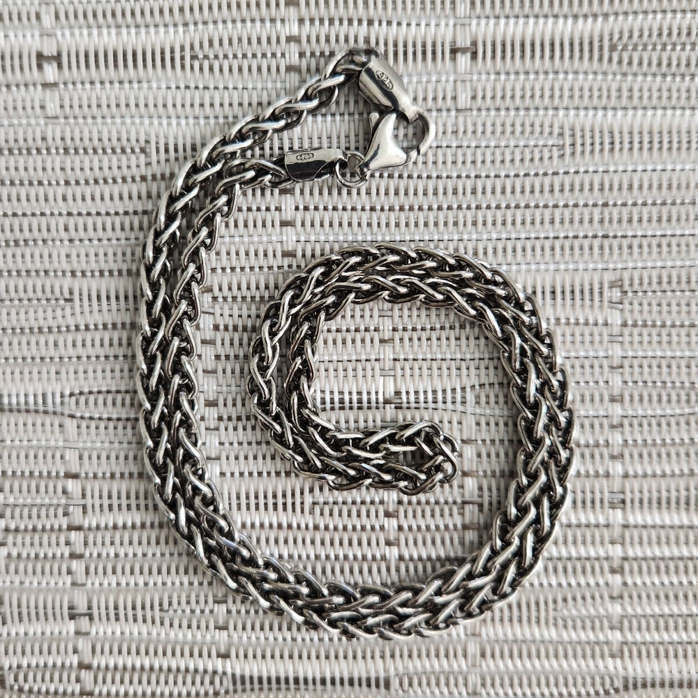 SILVER CHAIN. WHEAT BRAIDED